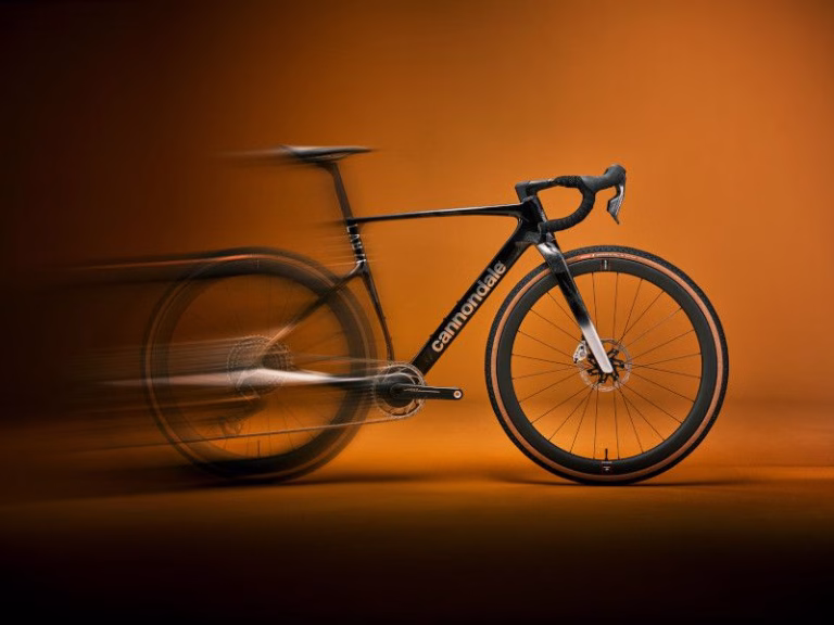 Cannondale SuperX 2025: la nueva referencia en gravel racing