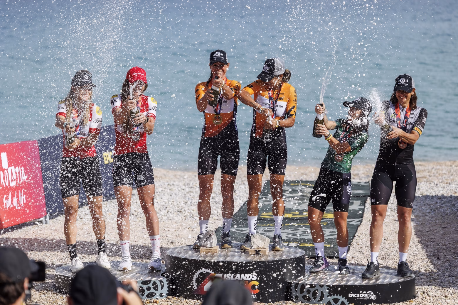 4Islands Epic MTB 2025 podio femenino