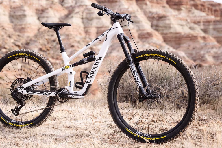Canyon Spectral AL 2025: la nueva trail de aluminio que apuesta por la diversión sin complicaciones