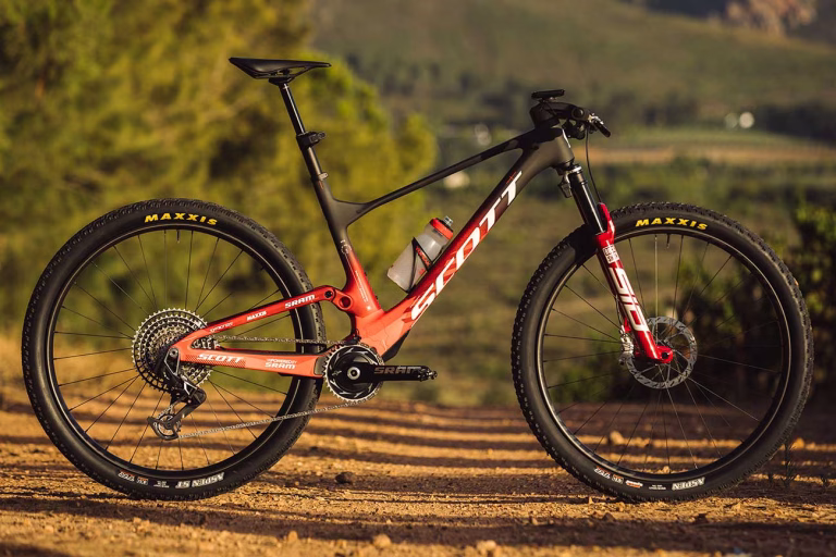 La SCOTT Spark RC edición especial de Filippo Colombo: tecnología, personalización y ambición