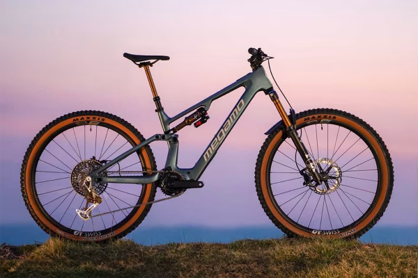 Megamo Reason: la nueva e-MTB ligera y potente que redefine los límites del trail y el enduro